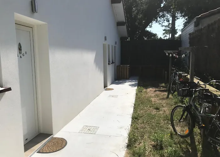 Jaray-jaclo D' Hotes *